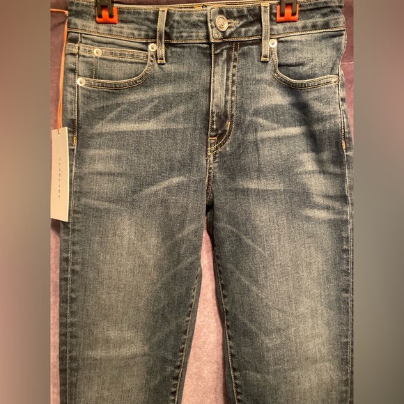 🆕Slvrlake Lou Lou Jeans. Straight/Low-mid rise. Slim. Size 25. Comes w/FREE item - Picture 2 of 11